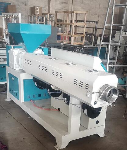 熔噴布機(jī)器